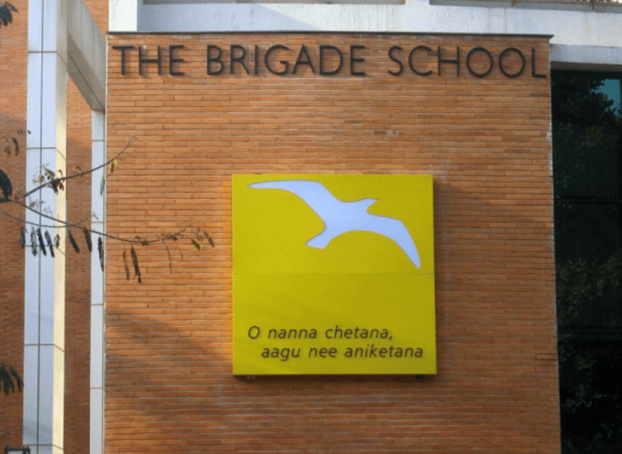Signages — signages 11